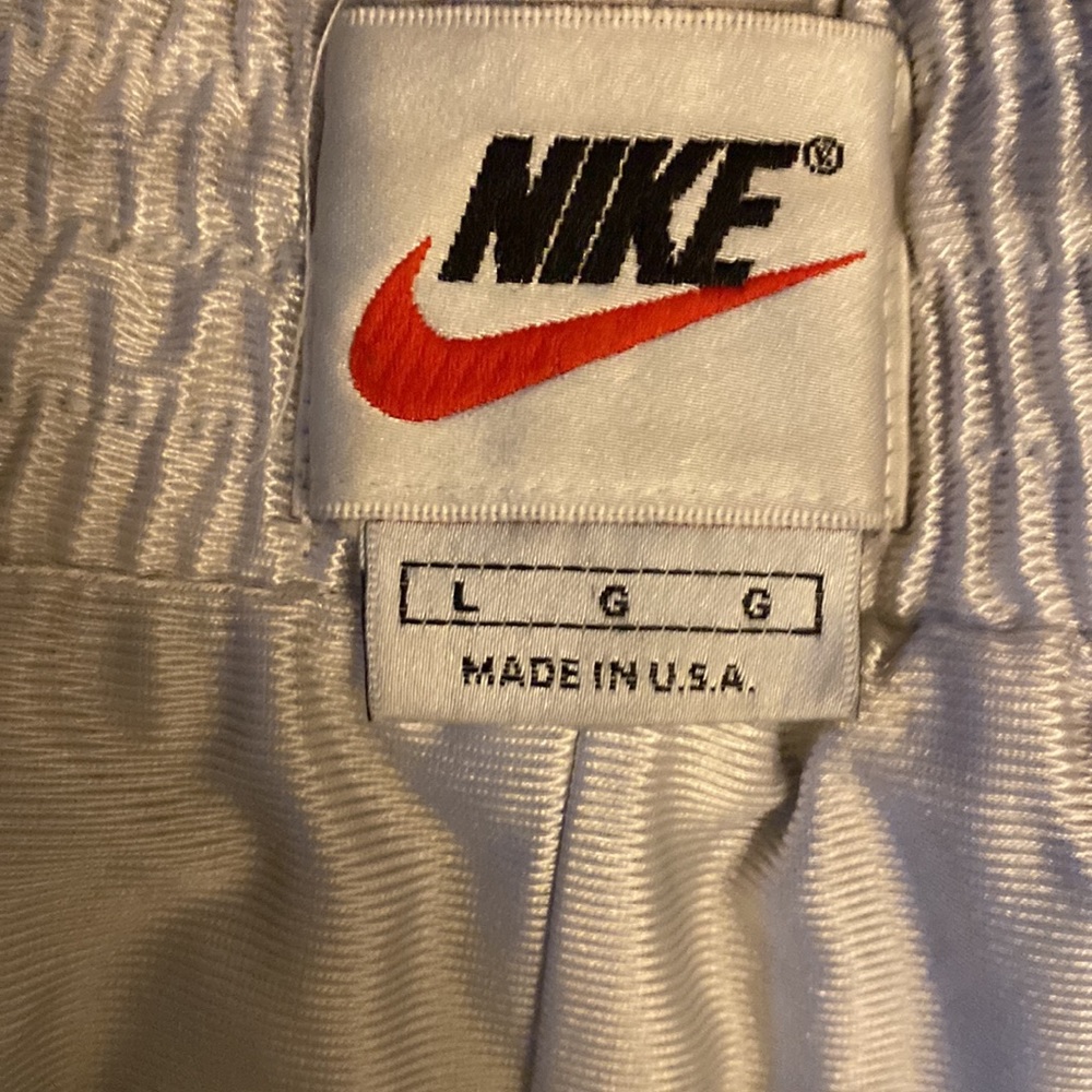 Vintage Nike Air Jordan XI 1996 OG Reversible Dazzle Shorts Mens size L - Picture 5 of 8